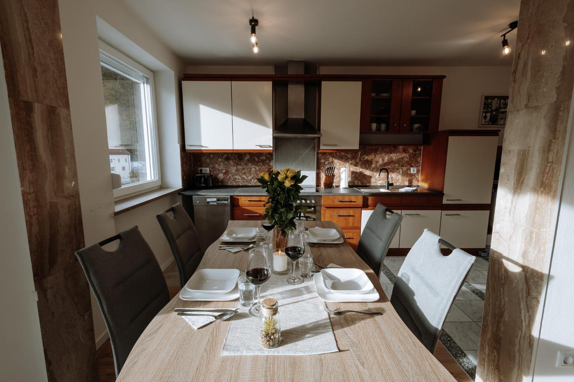 Stilvolles Appartement Mit Blick Auf Das Dreifluesse-Eck Passau Luaran gambar